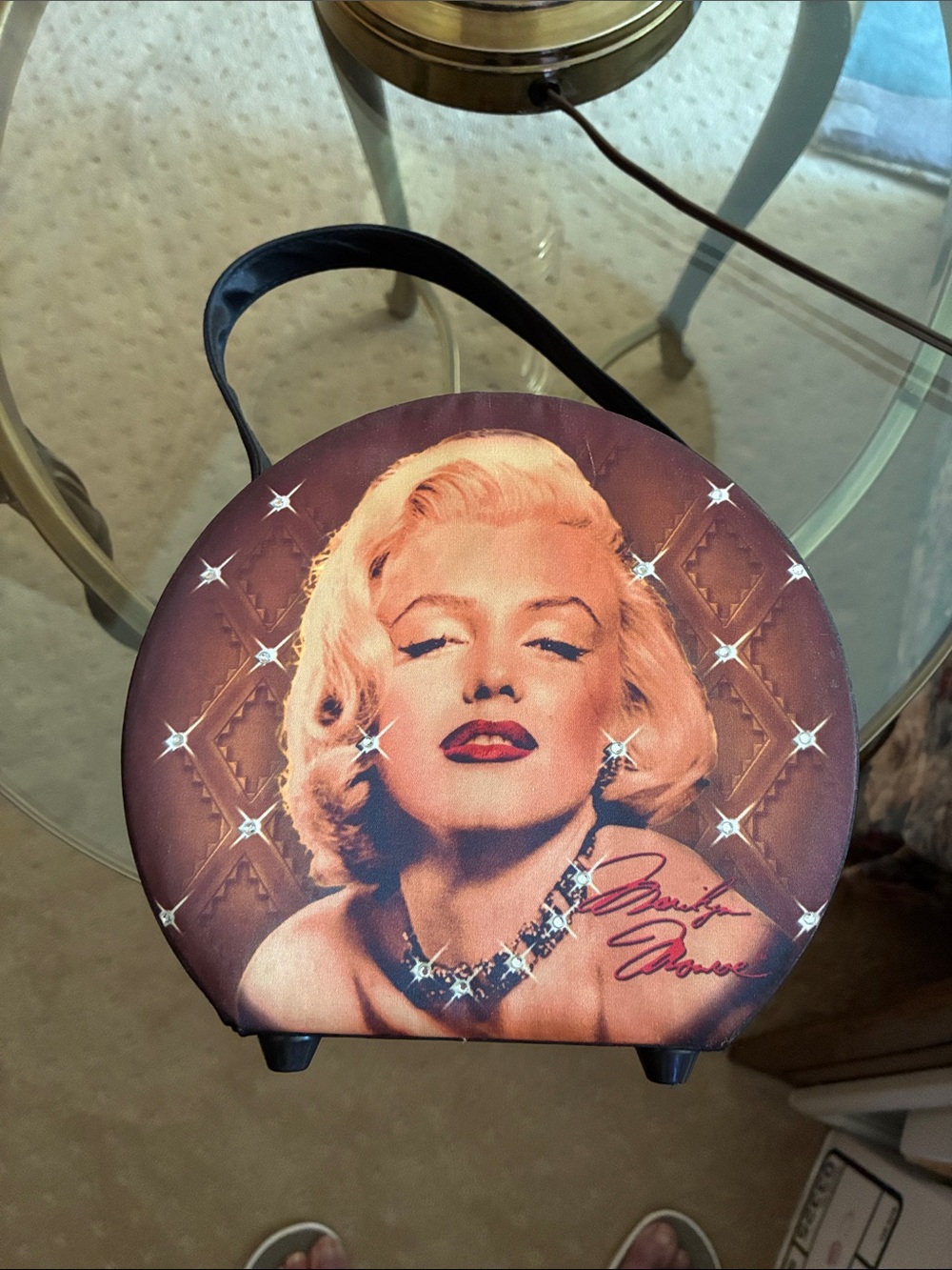 Vintage-Inspired Round Decorative Box Purse in Burgundy